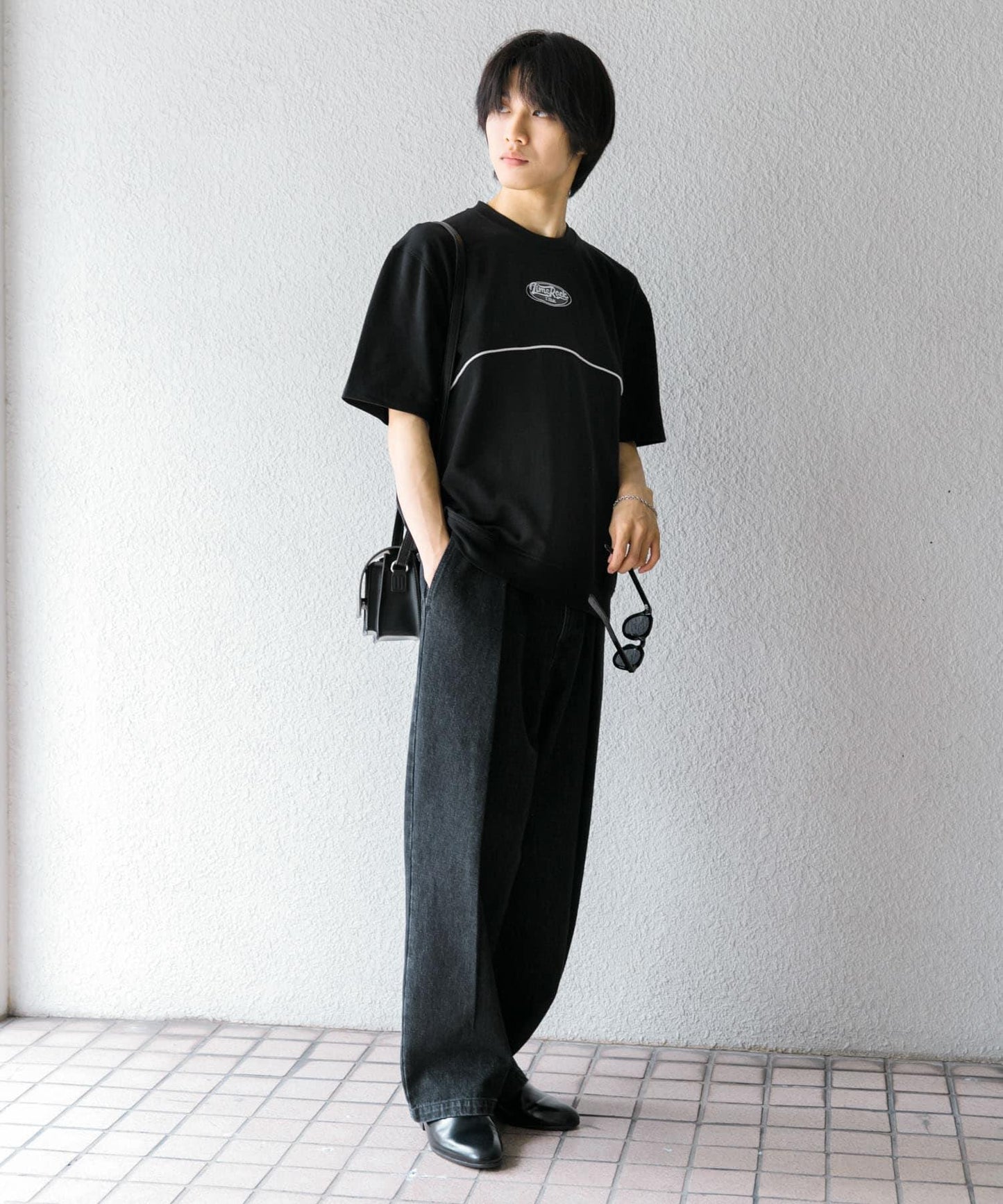 拼色設計T恤（五分袖）