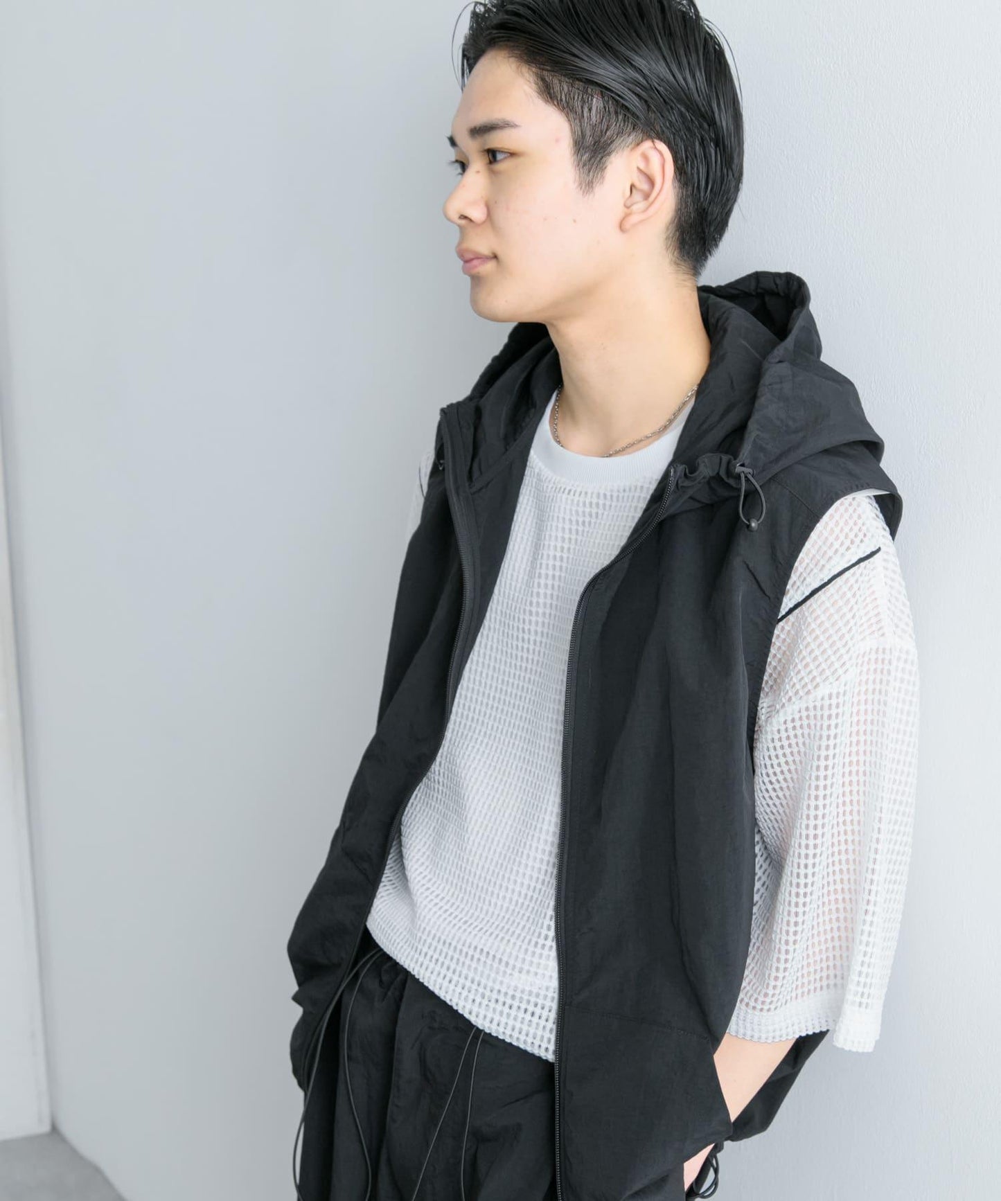 可搭配套裝尼龍連帽運動馬甲