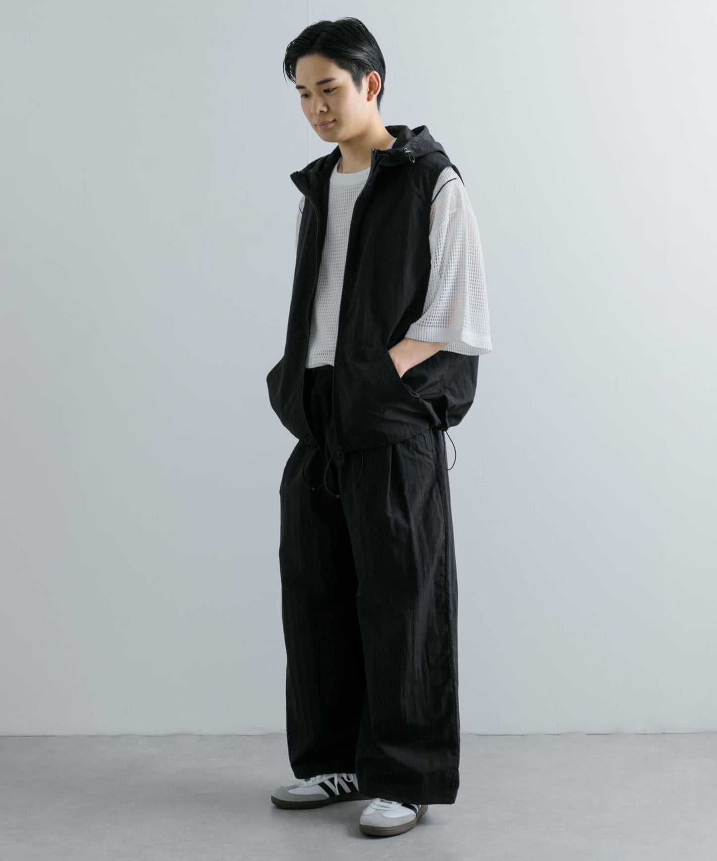 可搭配套裝尼龍連帽運動馬甲