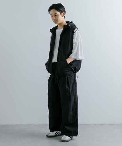 可搭配套裝尼龍連帽運動馬甲