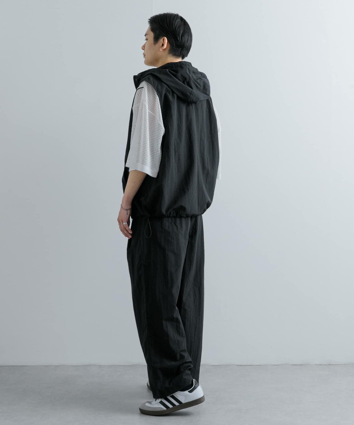 可搭配套裝尼龍連帽運動馬甲