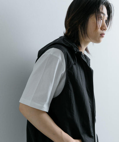 可搭配套裝尼龍連帽運動馬甲