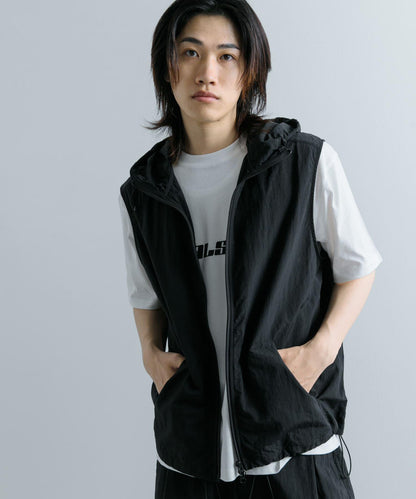 可搭配套裝尼龍連帽運動馬甲