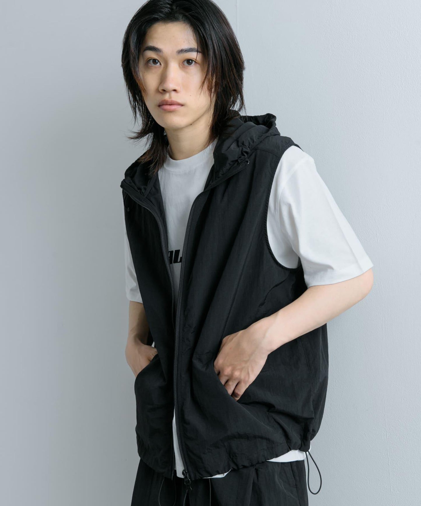 可搭配套裝尼龍連帽運動馬甲