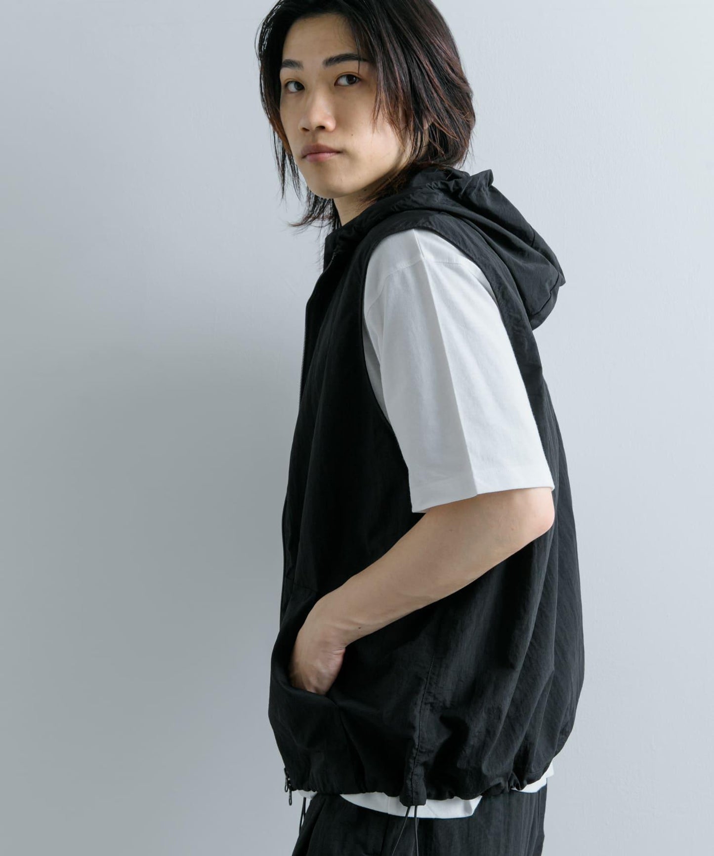 可搭配套裝尼龍連帽運動馬甲