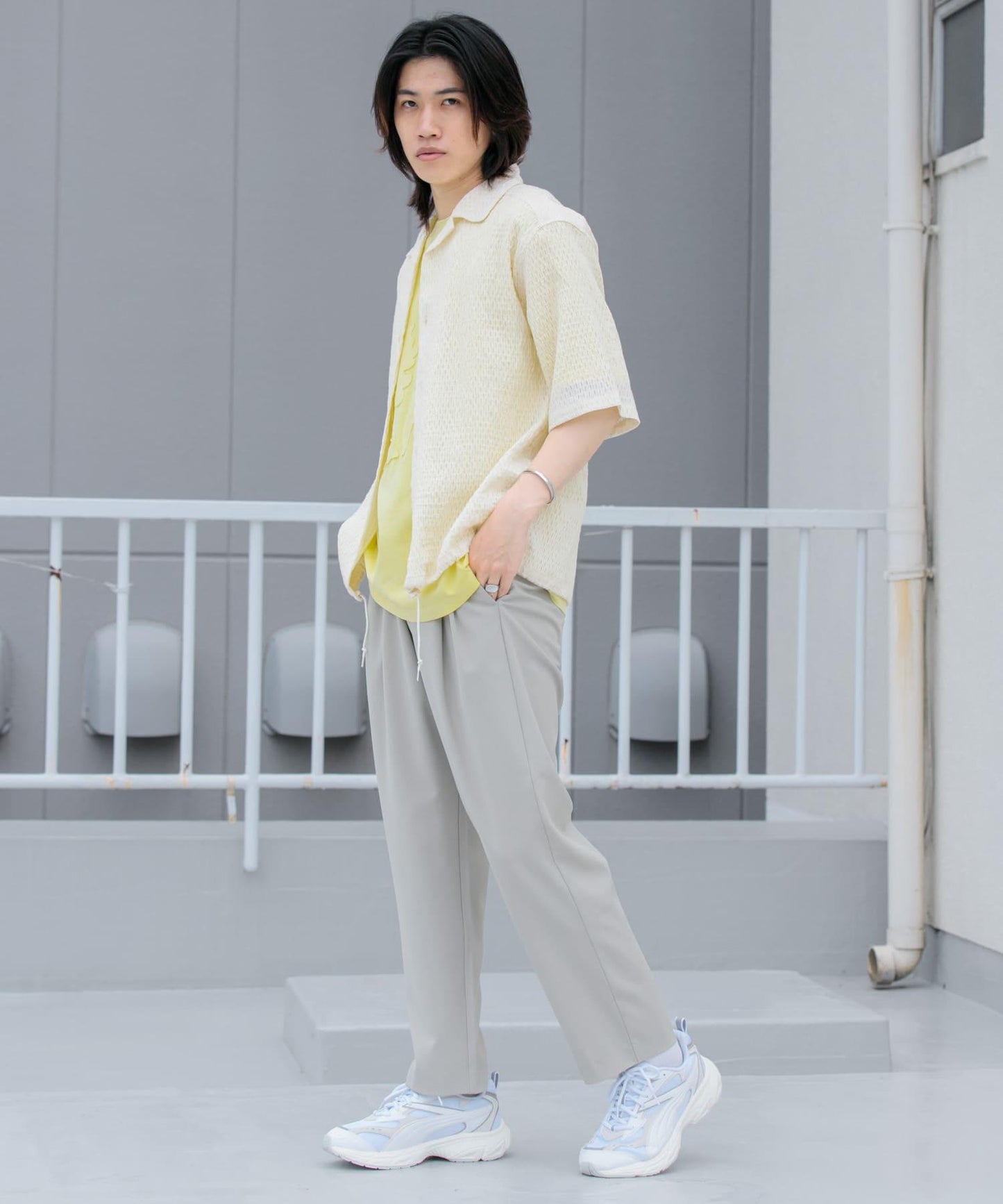 透視蕾絲抽繩開領襯衫