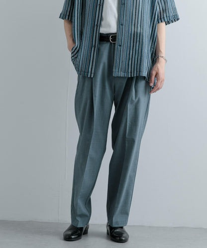 套裝可搭配 『UR TECH DRYLUXE』仿亞麻錐形褲