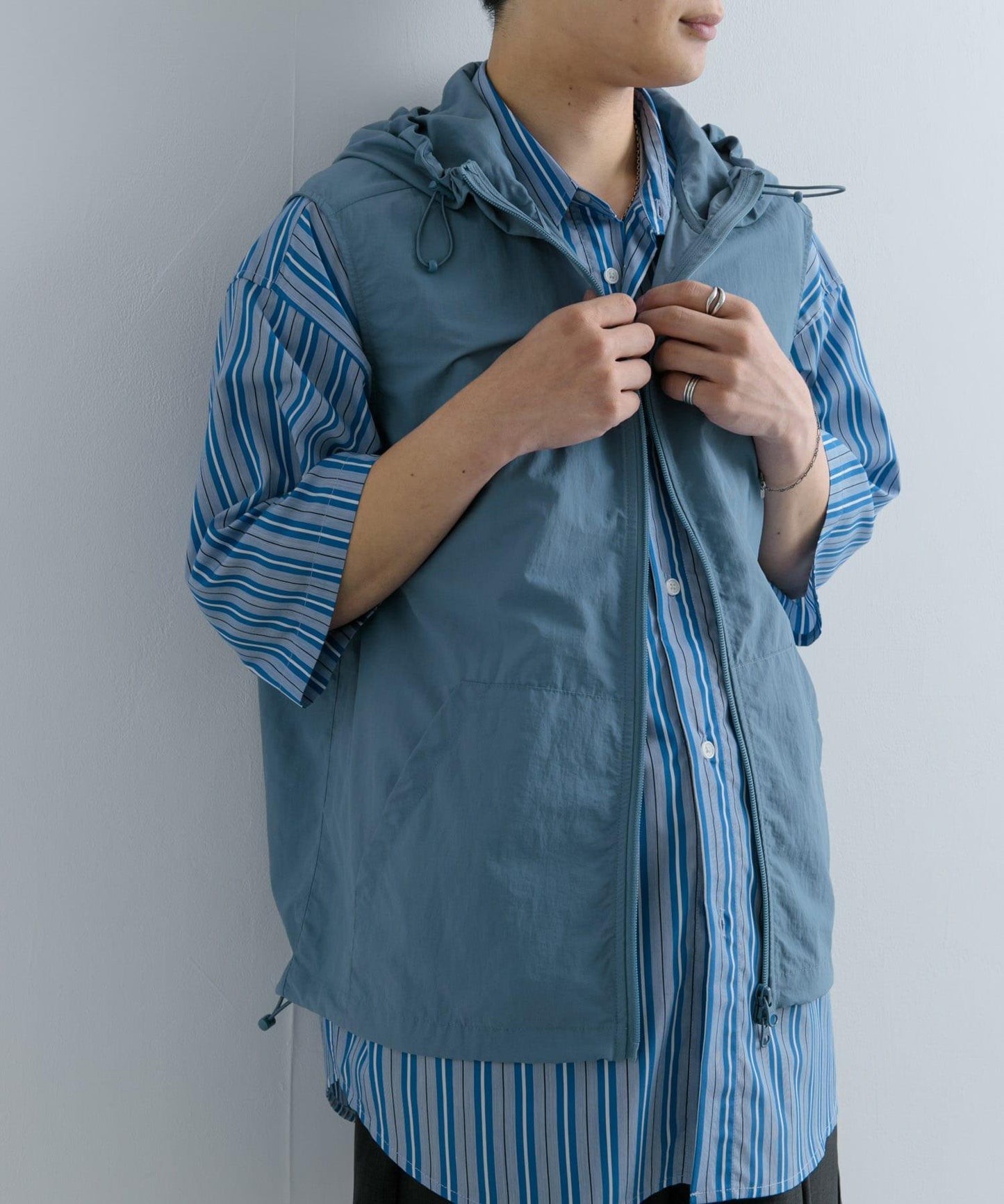 可搭配套裝尼龍連帽運動馬甲