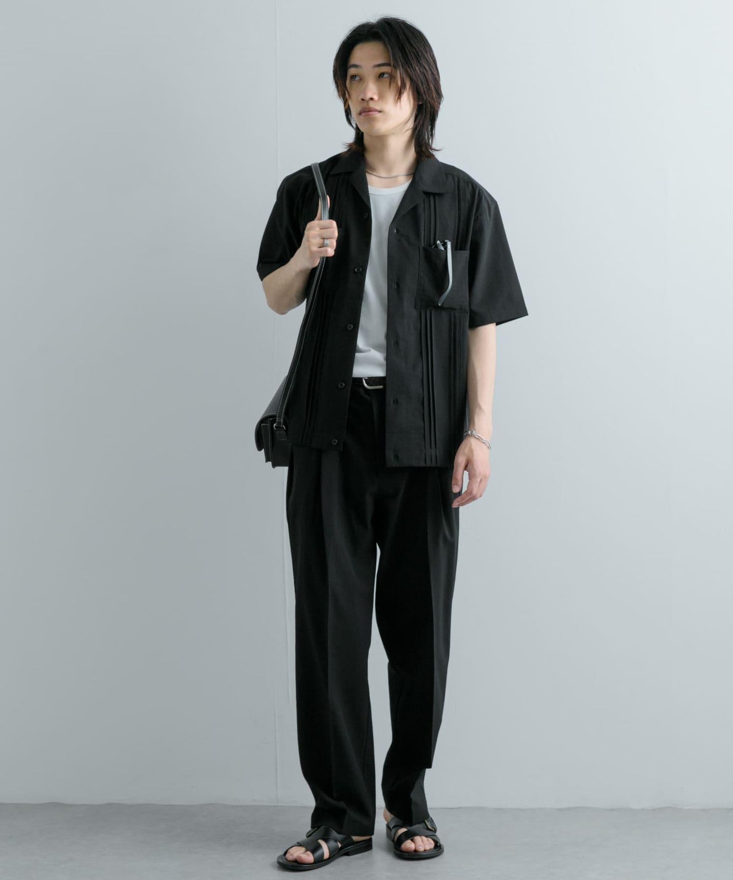 套裝可搭配 『UR TECH DRYLUXE』仿亞麻錐形褲