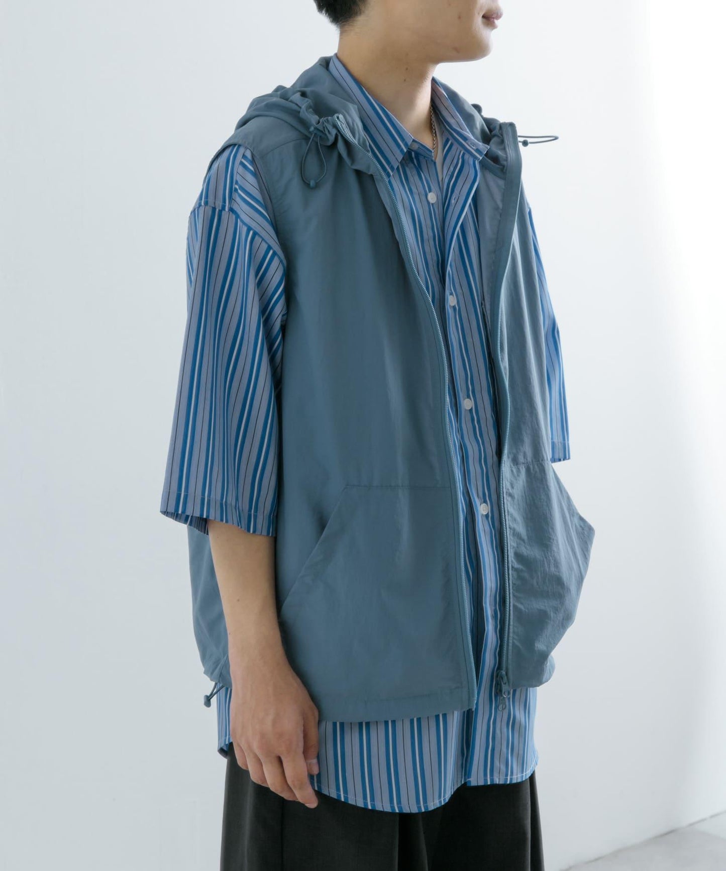 可搭配套裝尼龍連帽運動馬甲