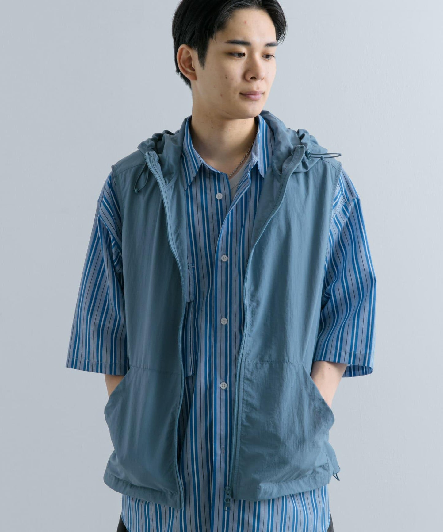 可搭配套裝尼龍連帽運動馬甲