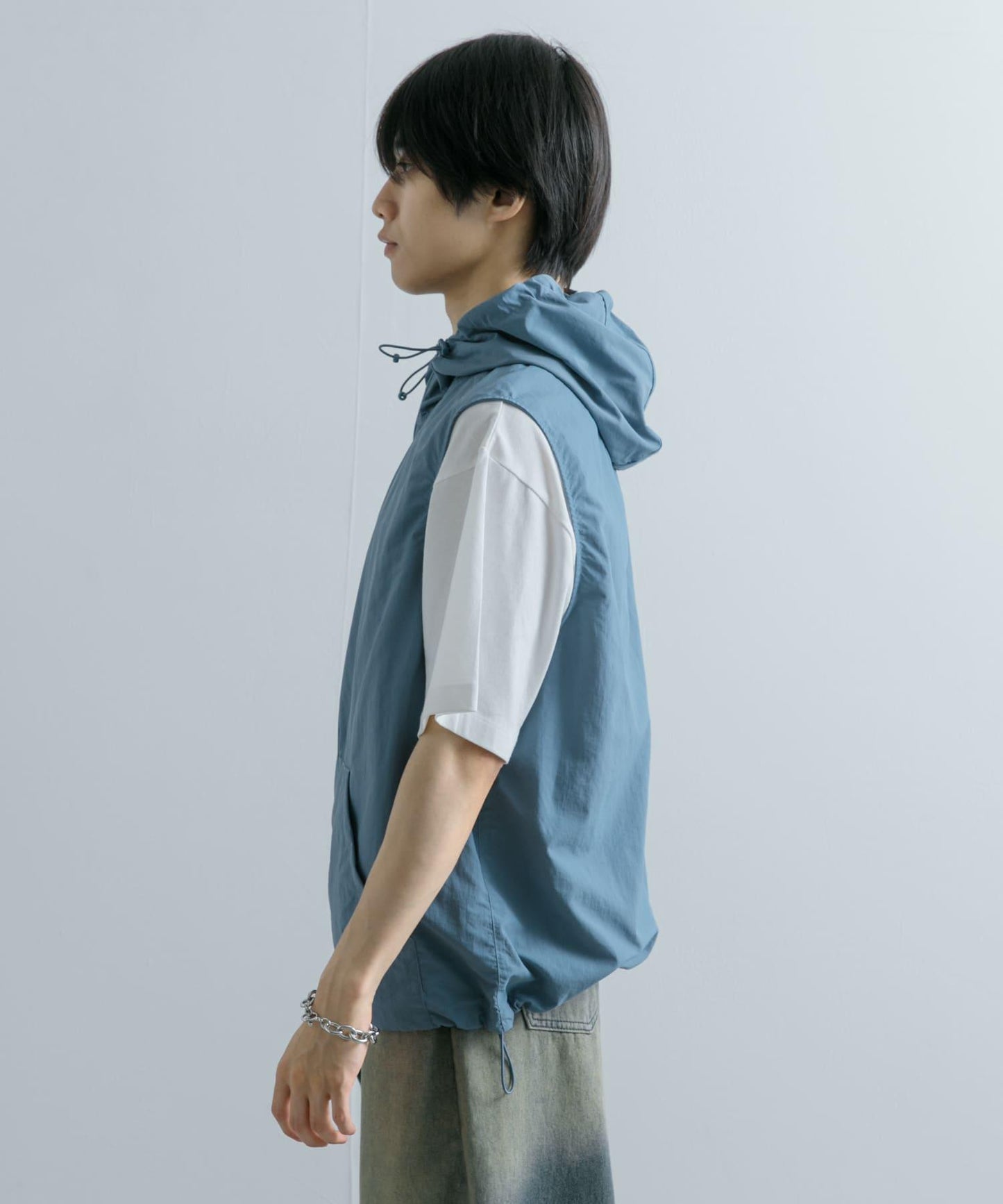 可搭配套裝尼龍連帽運動馬甲