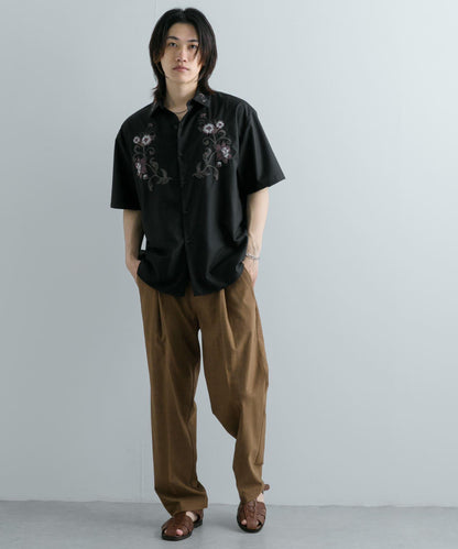 套裝可搭配 『UR TECH DRYLUXE』仿亞麻錐形褲