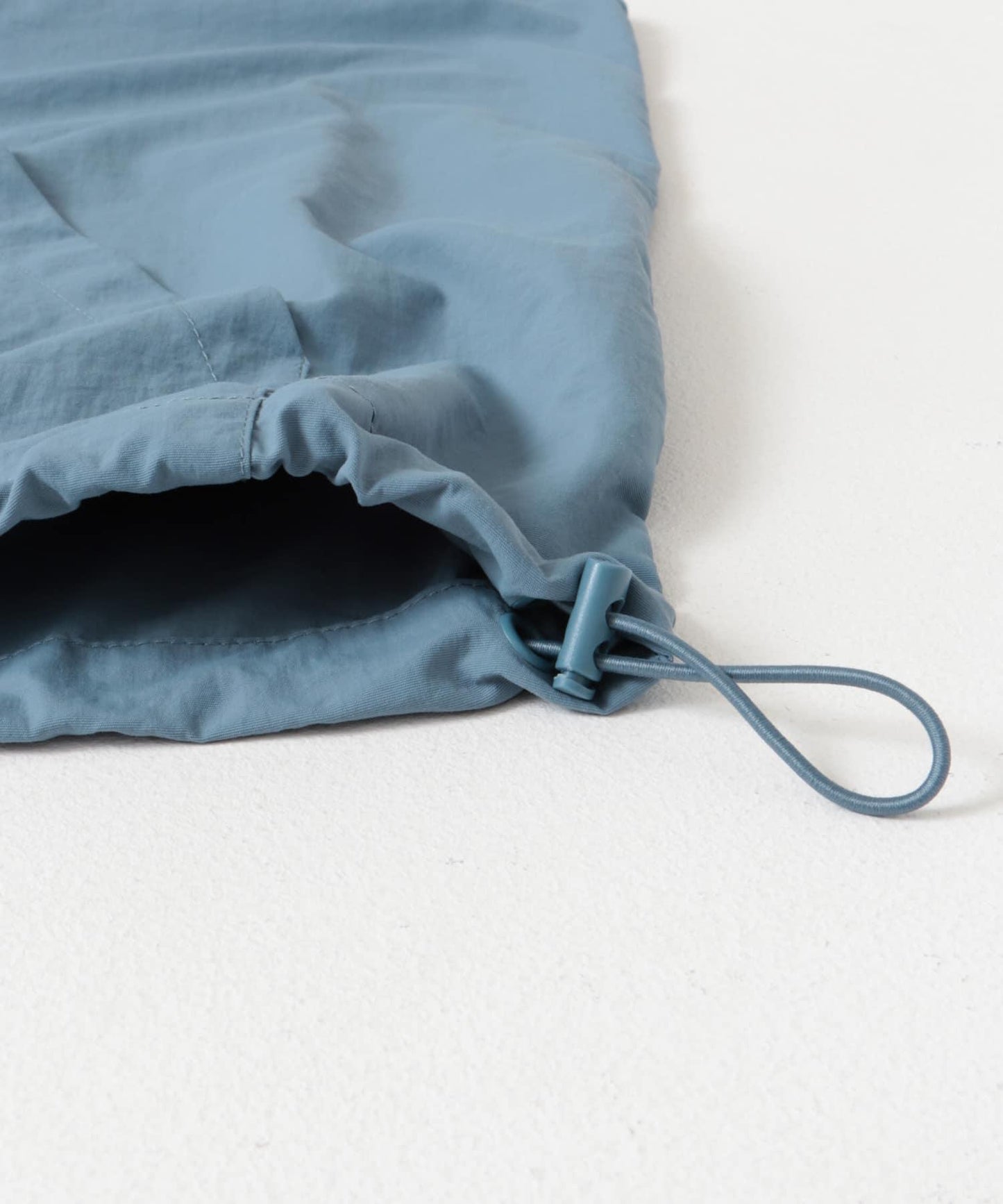 可搭配套裝尼龍連帽運動馬甲