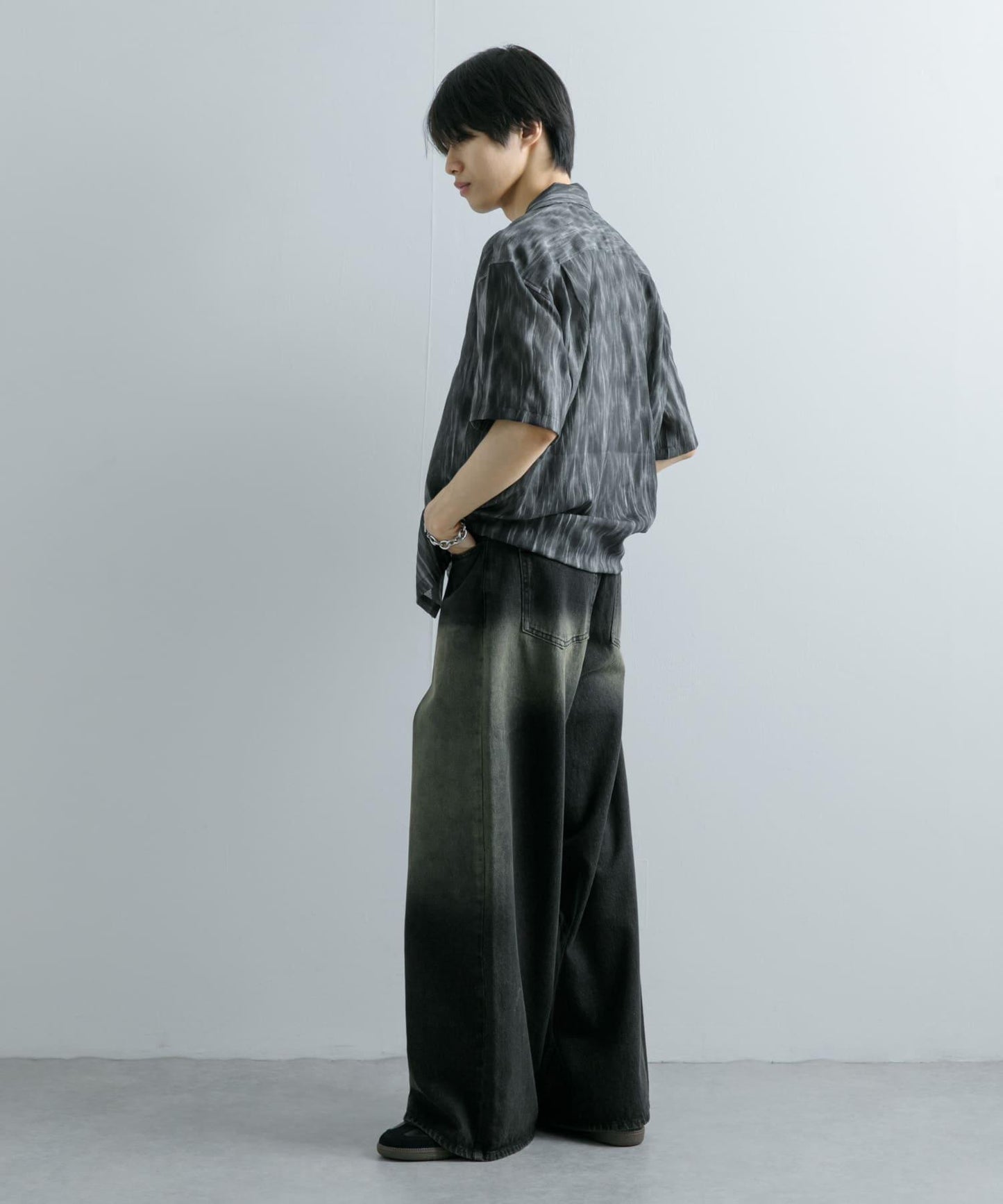 大理石印花開領襯衫