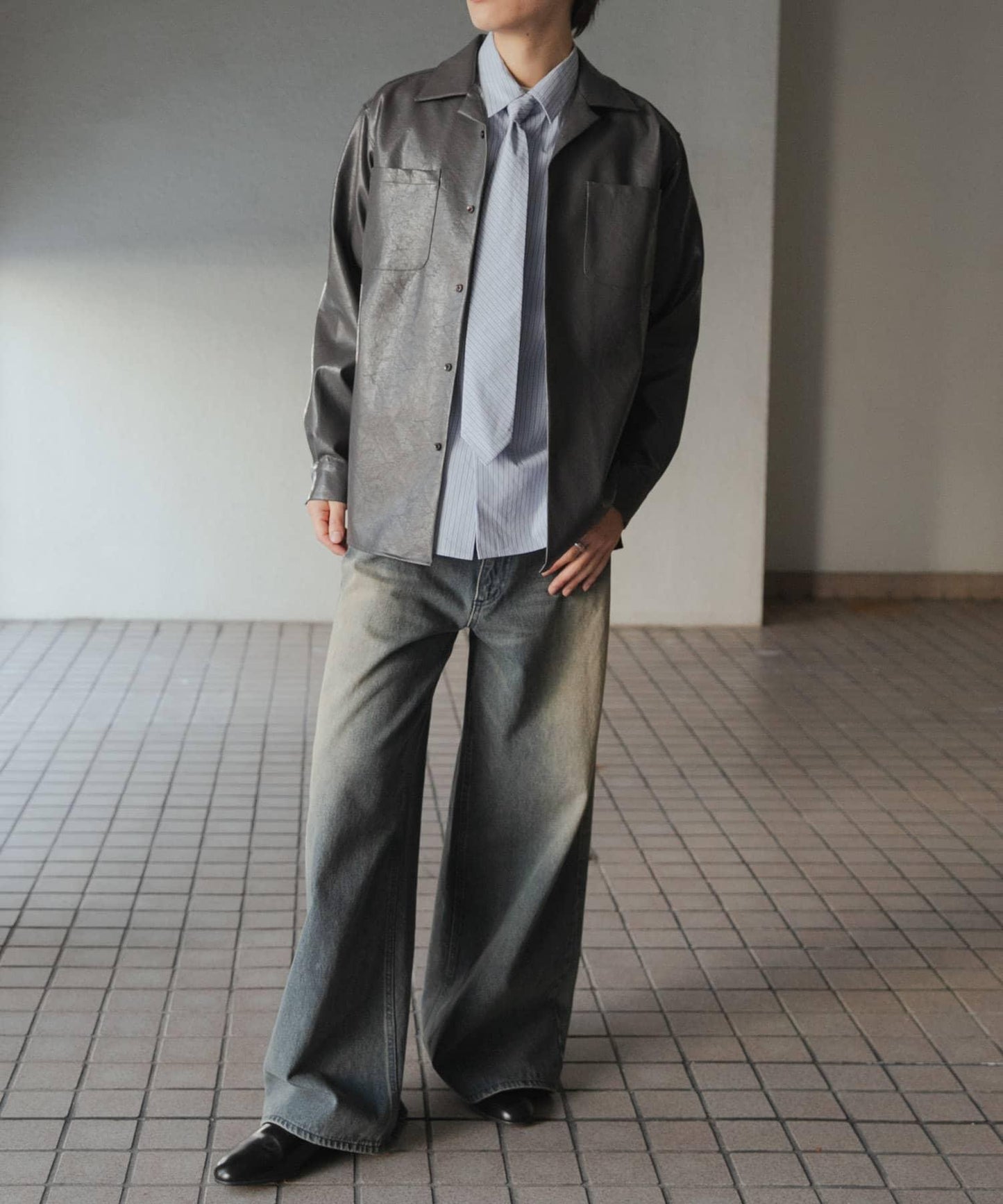 FL開領寬鬆襯衫