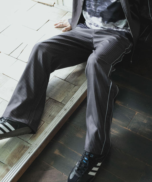 側邊條紋西裝褲