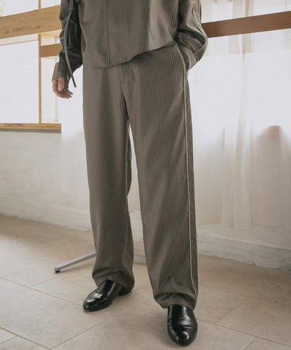 側邊條紋西裝褲