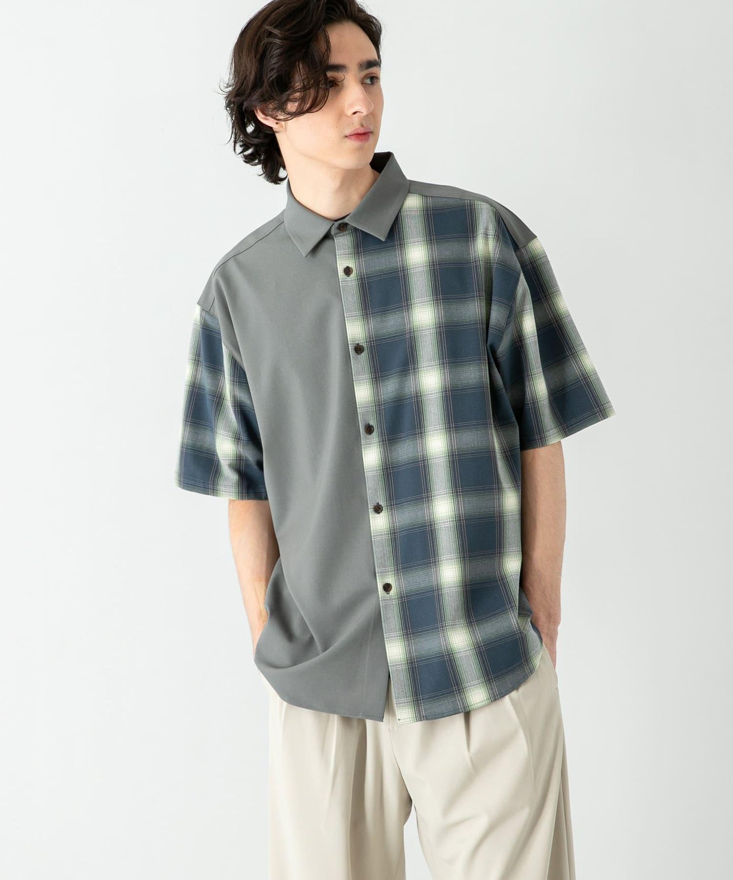 格紋寬鬆襯衫（五分袖）