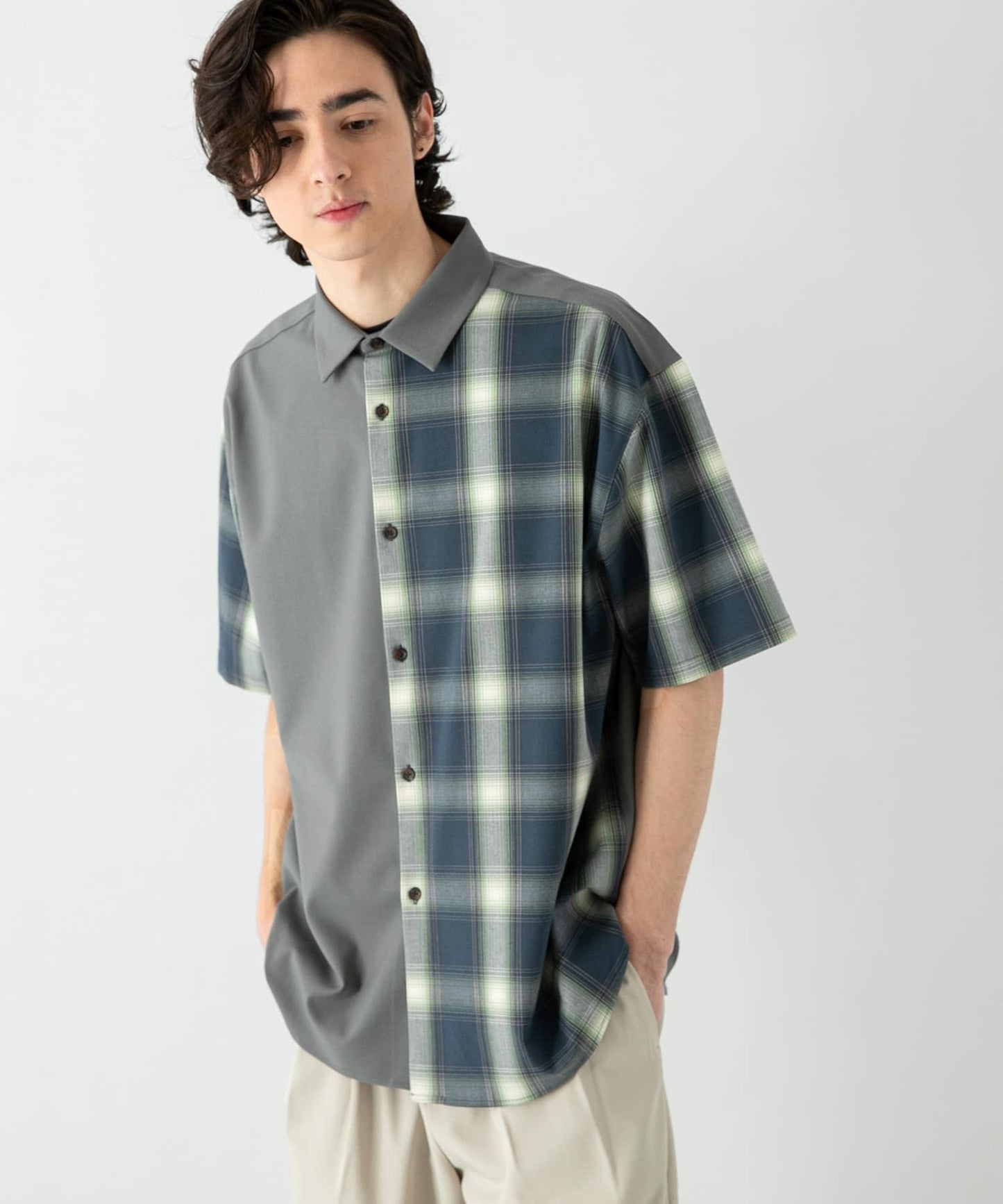 格紋寬鬆襯衫（五分袖）