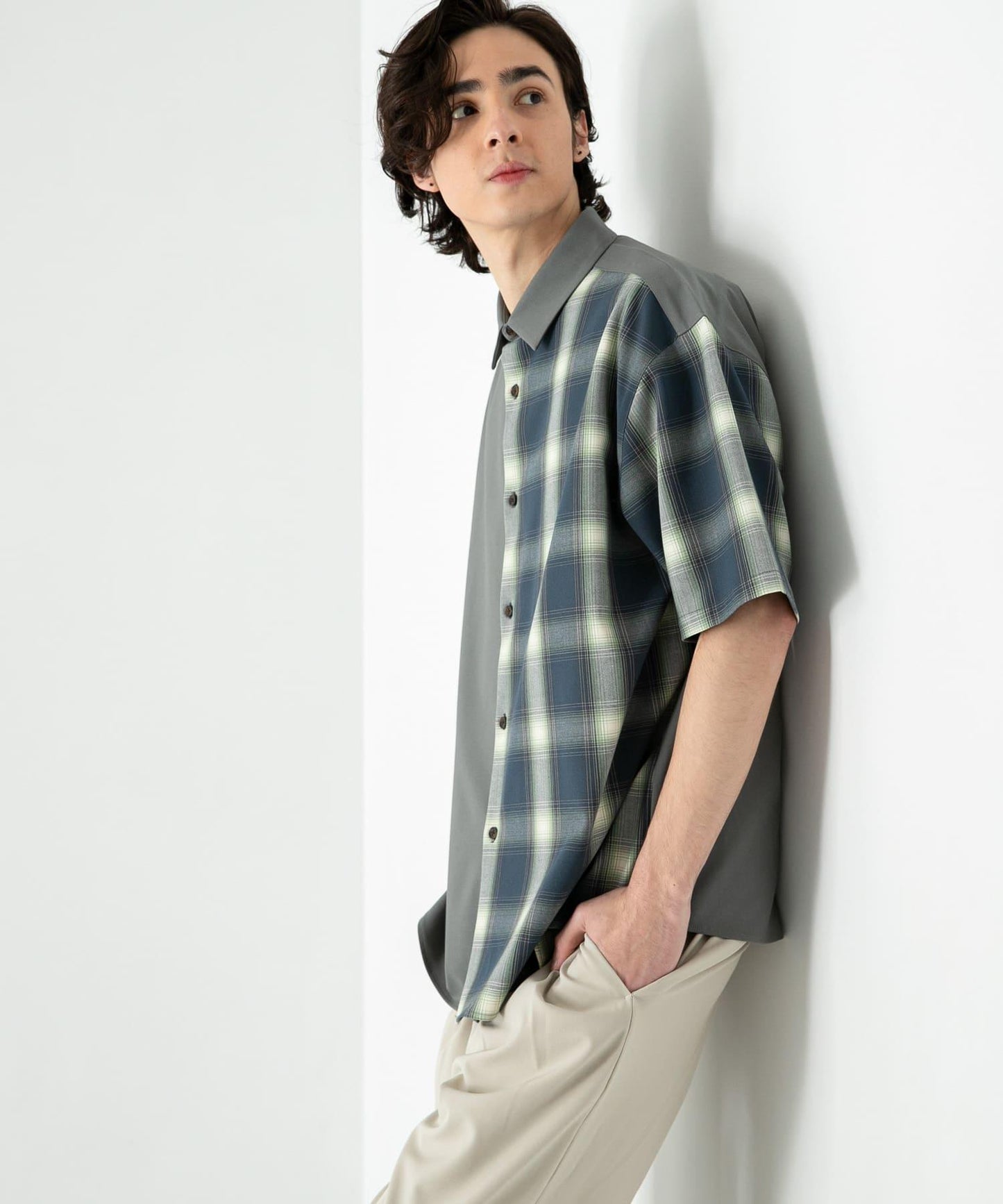 格紋寬鬆襯衫（五分袖）