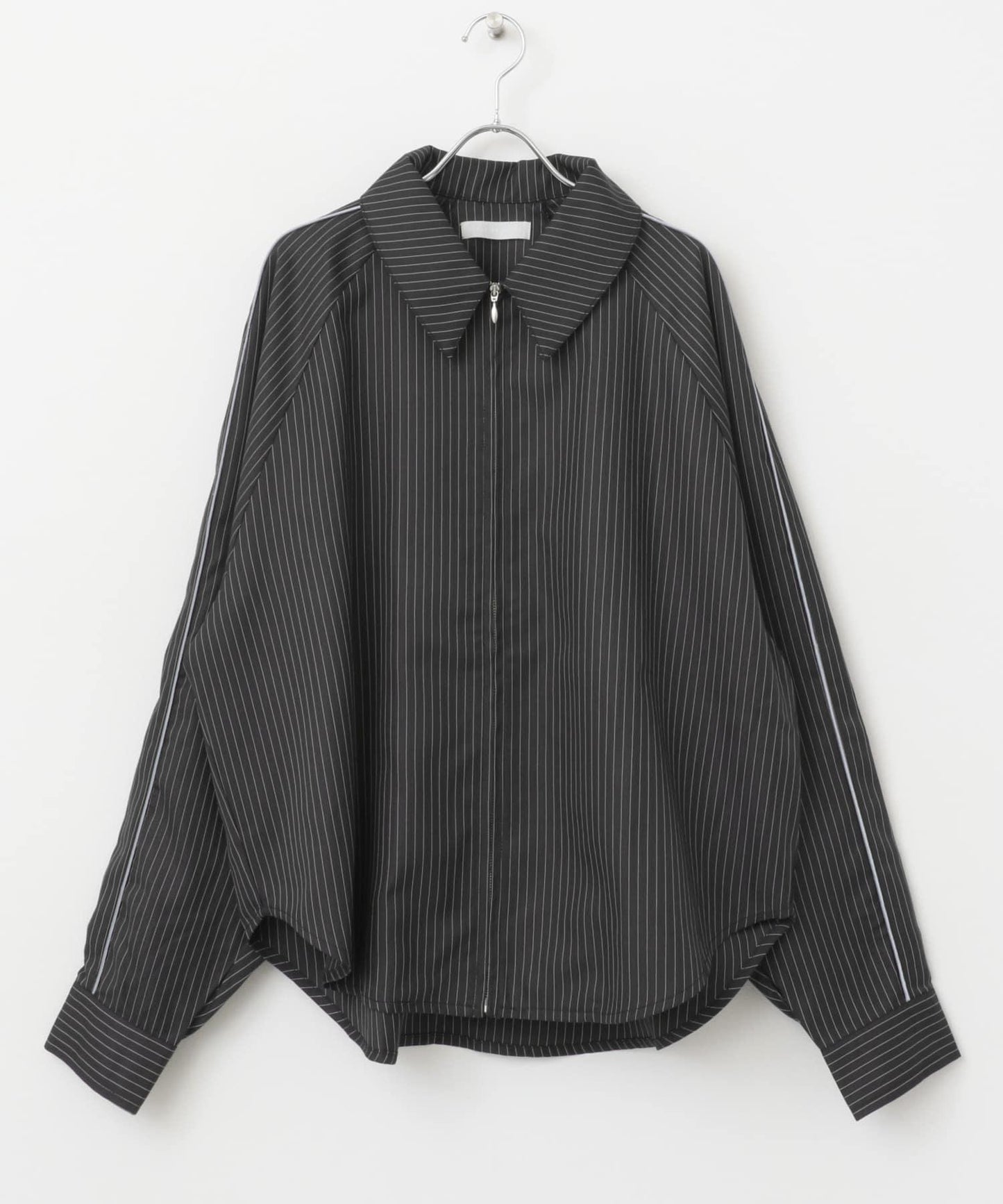 側邊線條拉鍊襯衫