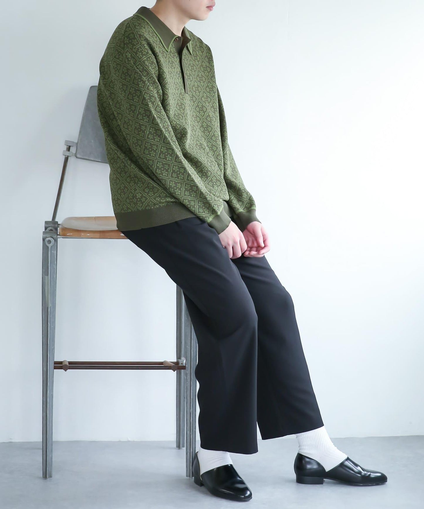 可搭配套裝 易打理雙褶寬鬆西裝褲