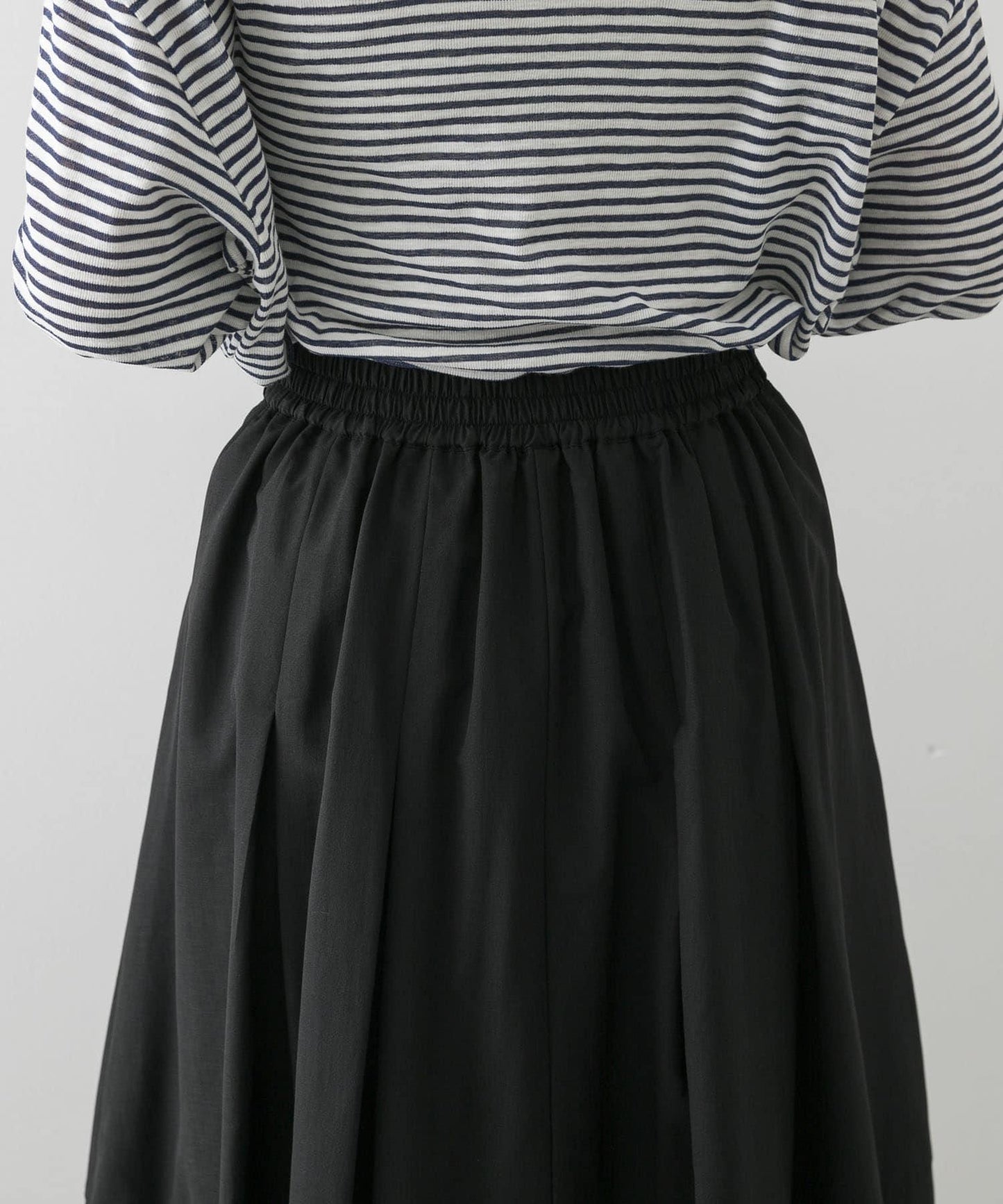 褶皺蓬鬆繭型半身裙