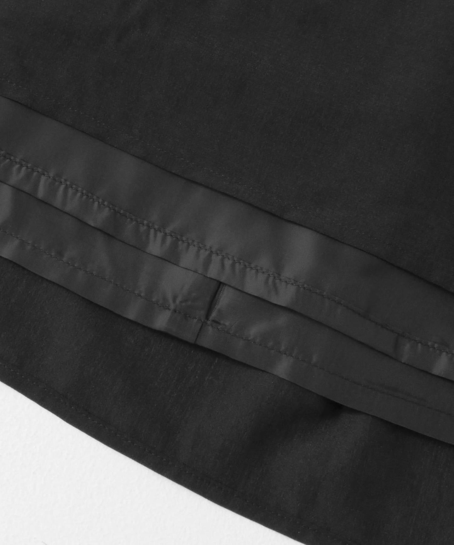 褶皺蓬鬆繭型半身裙