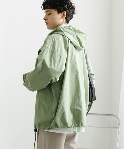 輕薄連帽外套