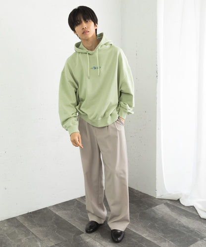 寶石色短款連帽衛衣