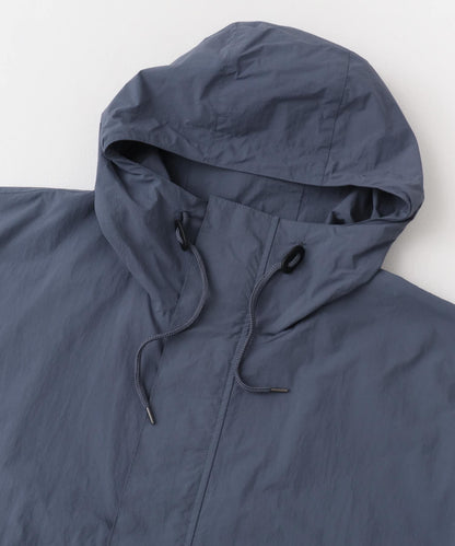 輕薄連帽外套