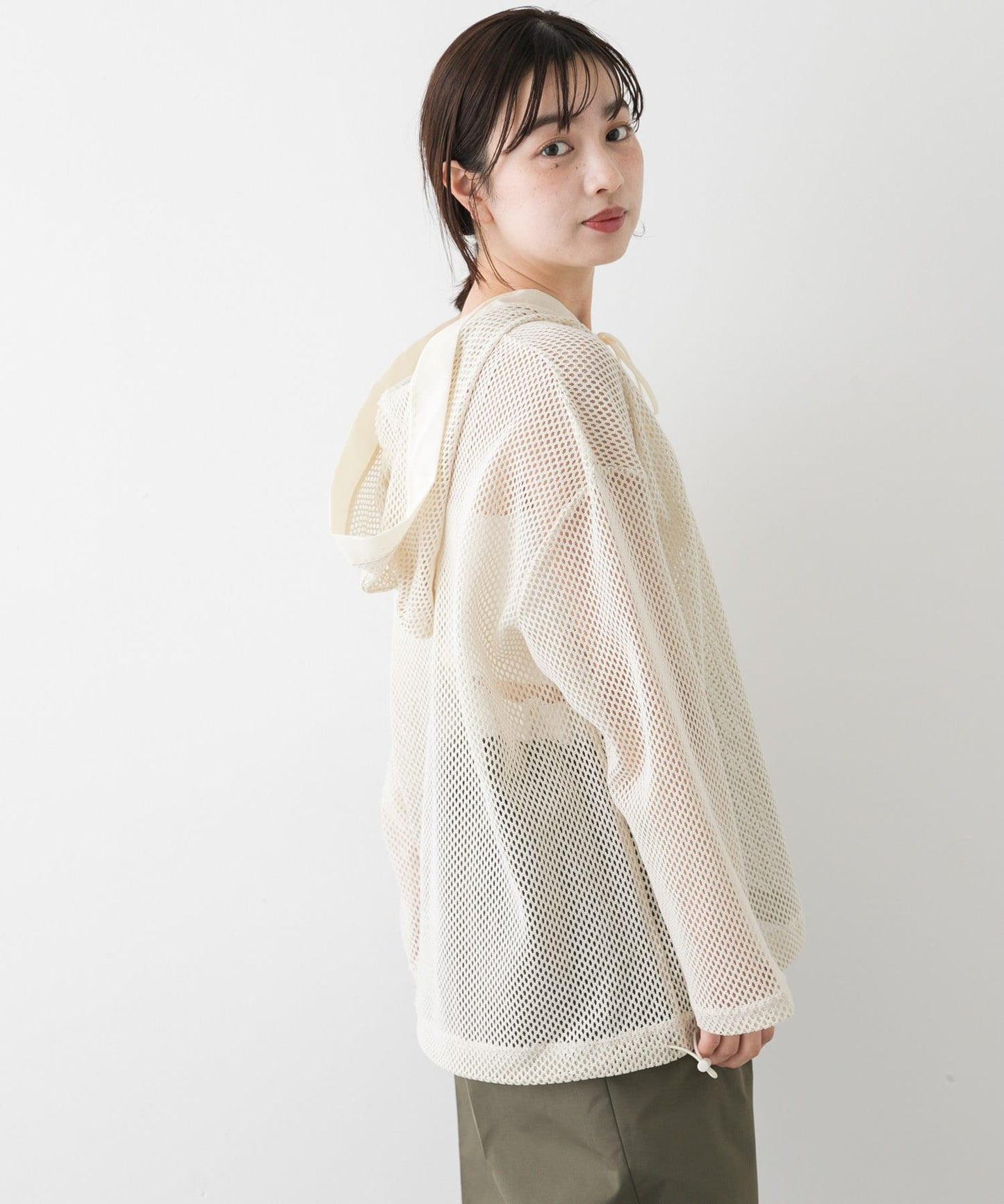 連帽網紗上衣