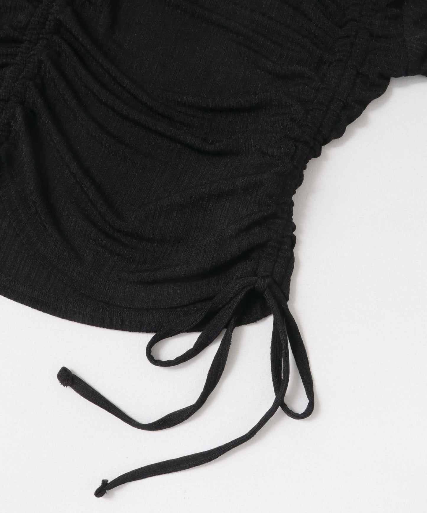 鏤空褶皺上衣（五分袖）