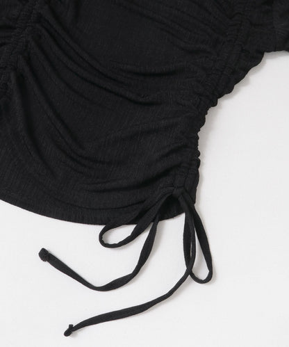 鏤空褶皺上衣（五分袖）