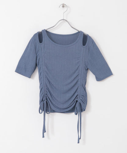 鏤空褶皺上衣（五分袖）