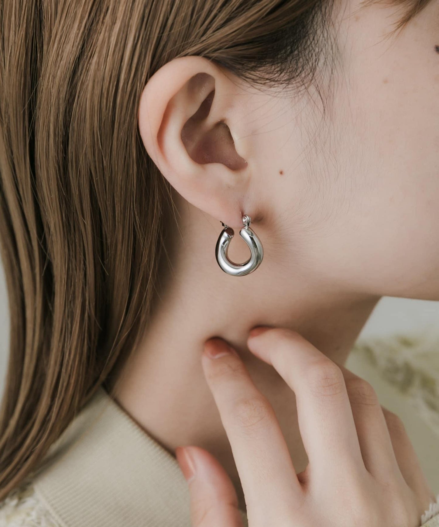 不鏽鋼立體感圓潤圈形耳環