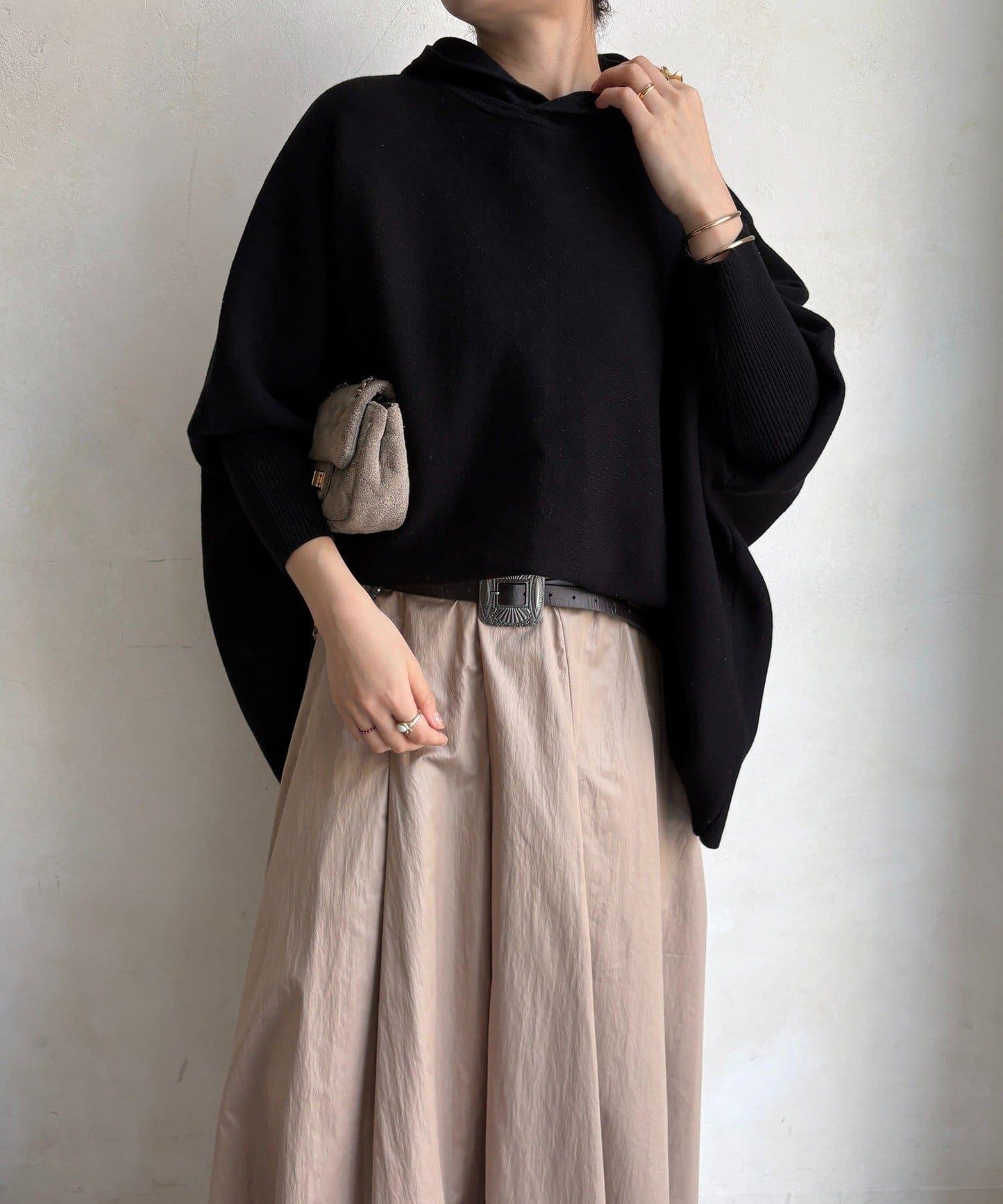 連帽斗篷針織衫