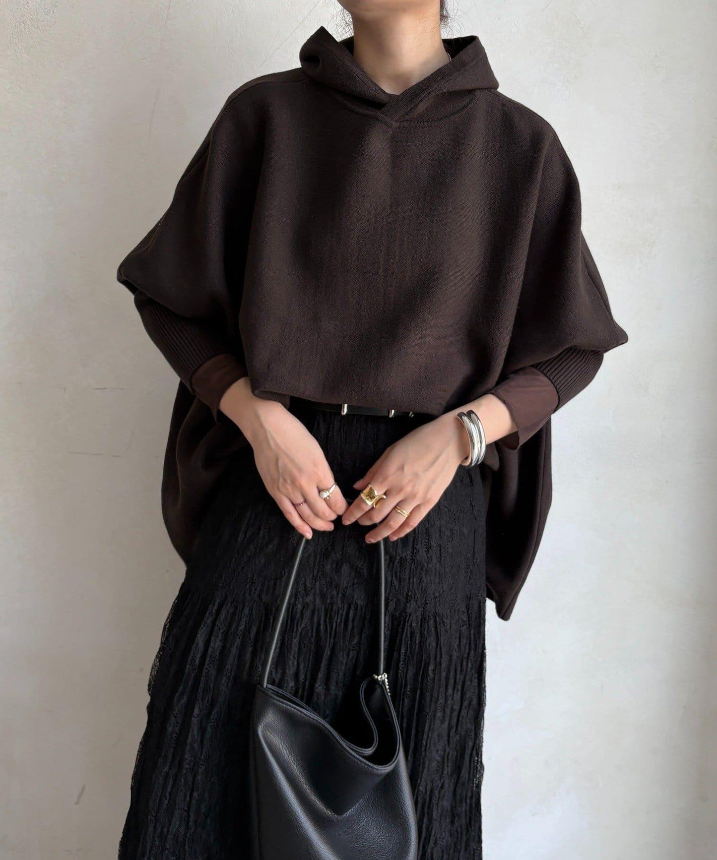 連帽斗篷針織衫