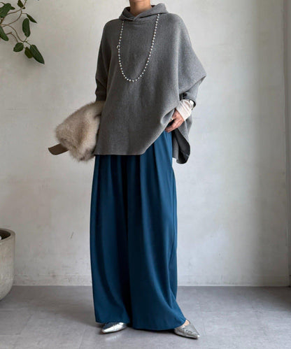 連帽斗篷針織衫