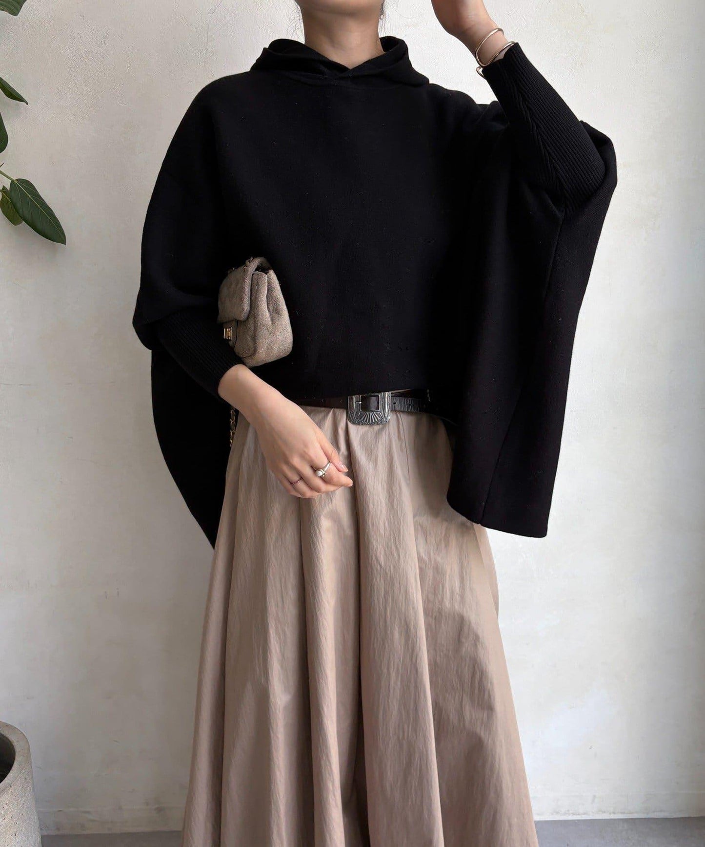 連帽斗篷針織衫