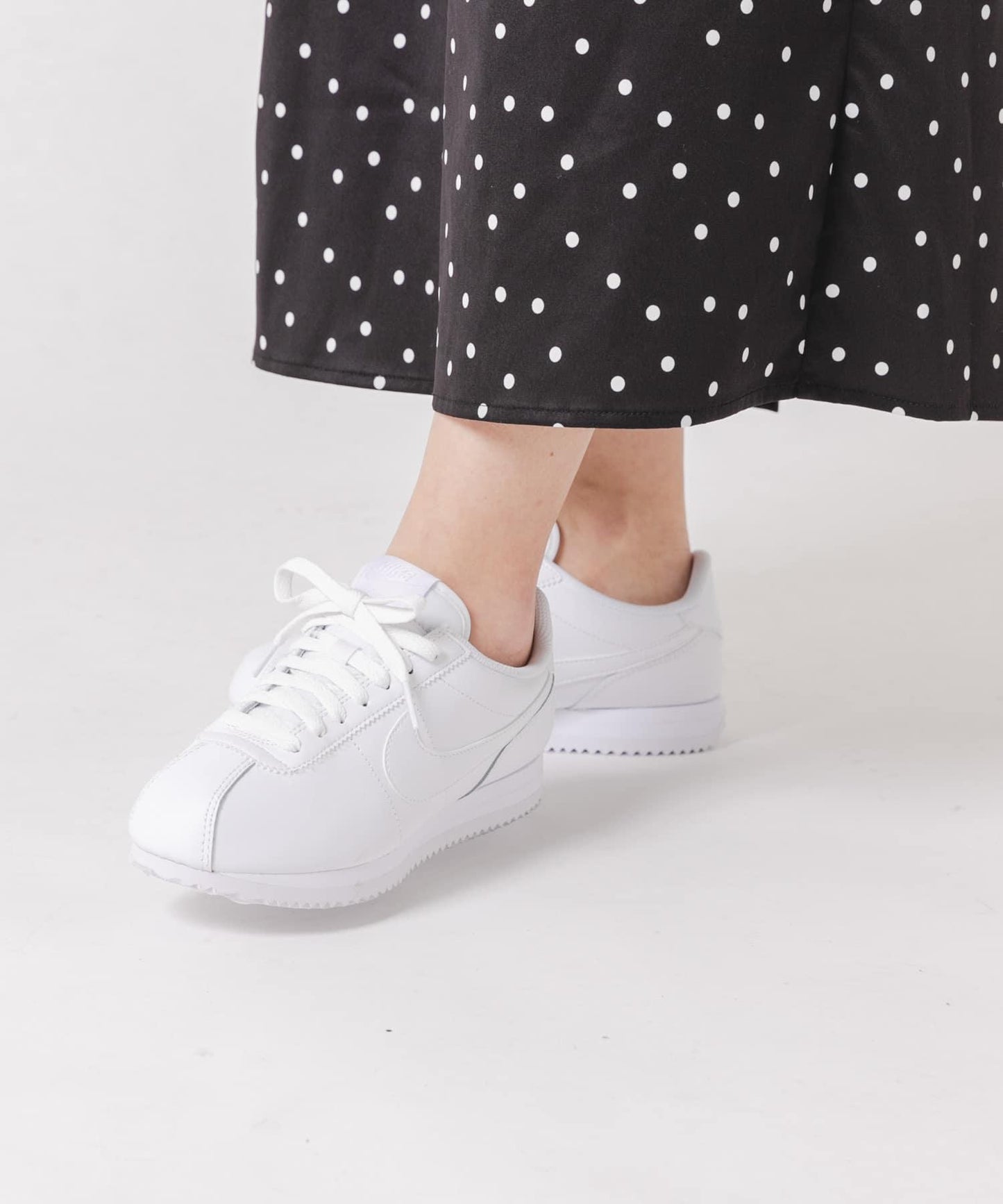 NIKE 女士Cortez