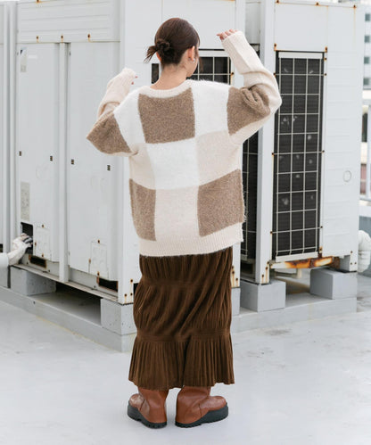 百褶吊帶連衣裙