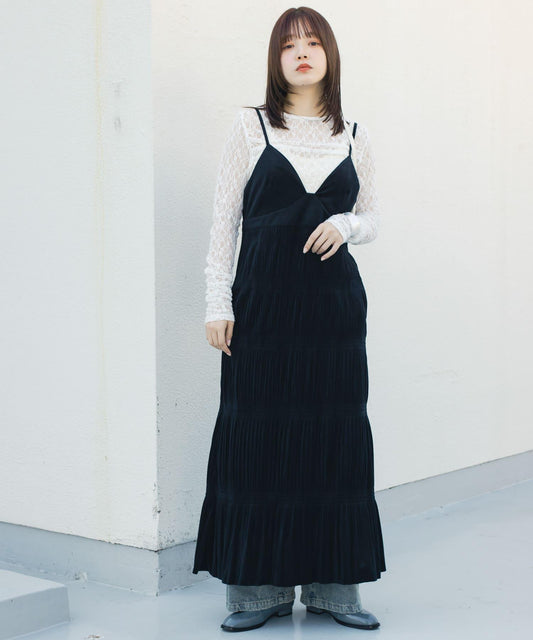 百褶吊帶連衣裙