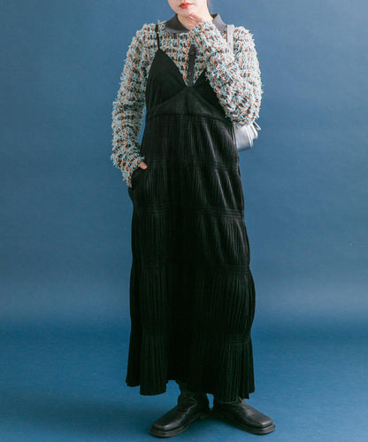 百褶吊帶連衣裙