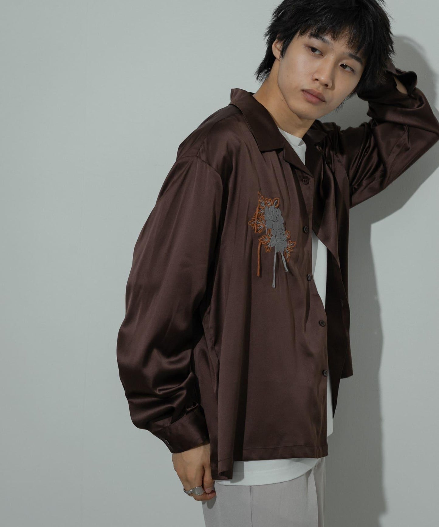 植物刺繡長袖襯衫