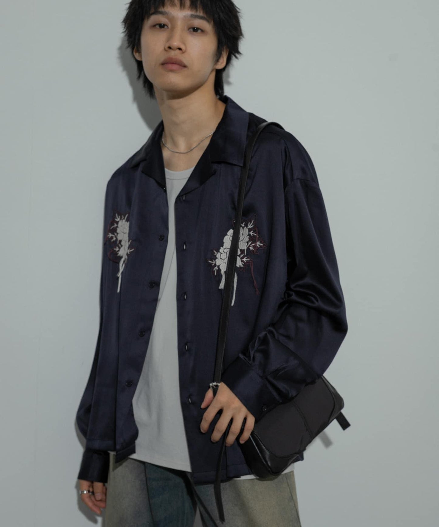 植物刺繡長袖襯衫