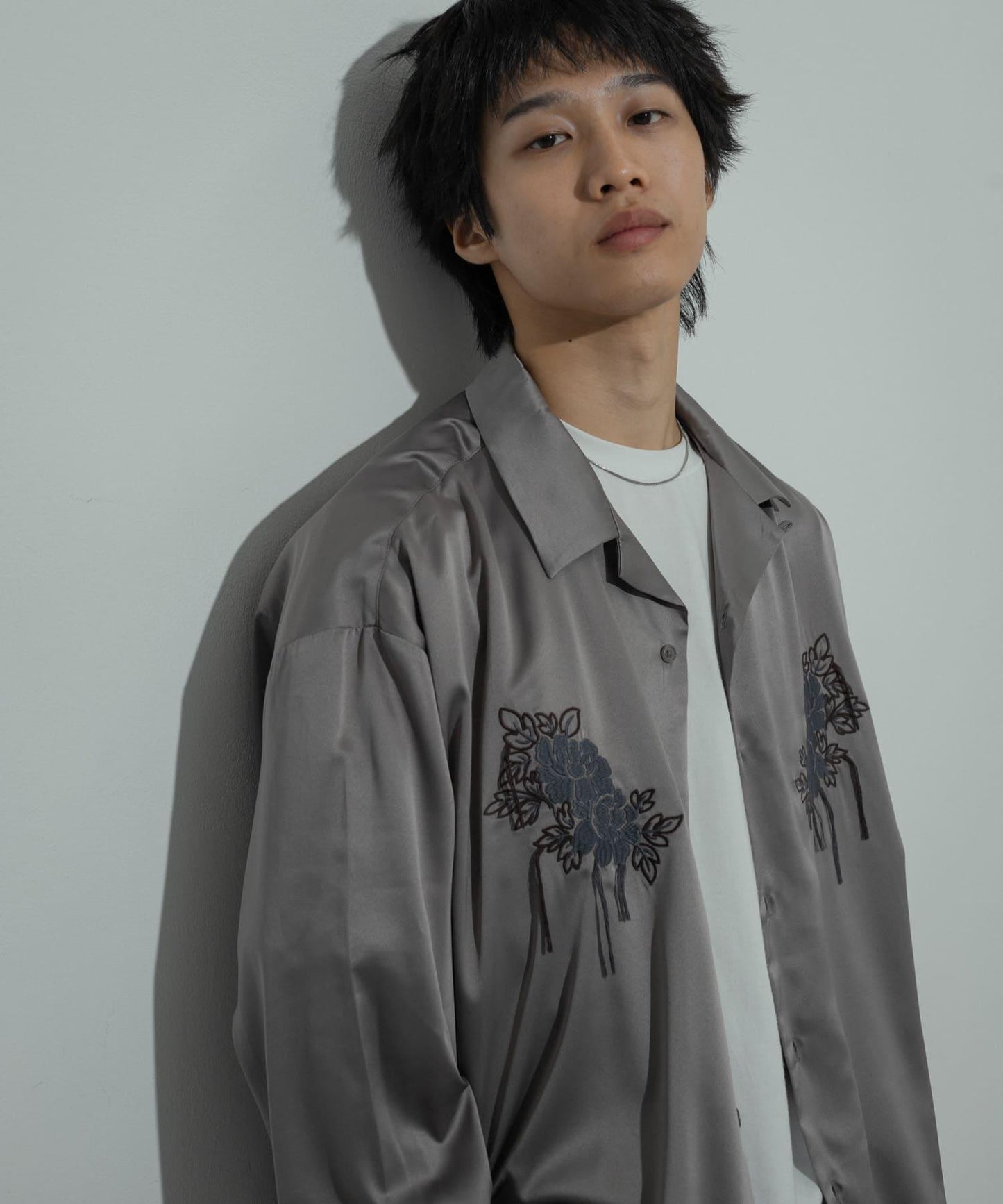 植物刺繡長袖襯衫