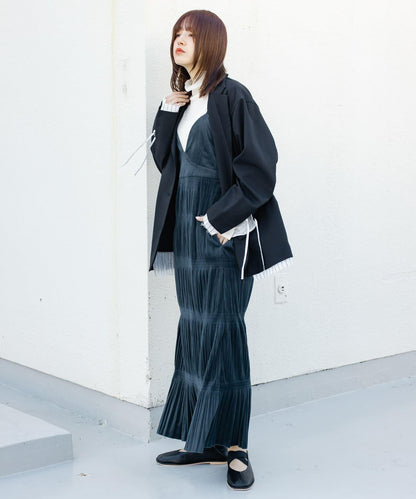 百褶吊帶連衣裙