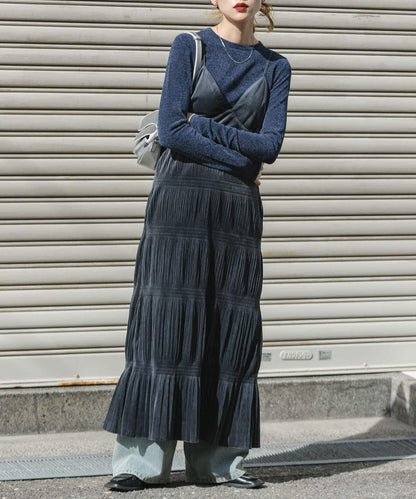 百褶吊帶連衣裙